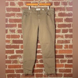 14 Lucky Brand khaki denim jeans